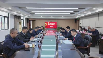 市人大常委会主任会议视察市人民法院执行情况