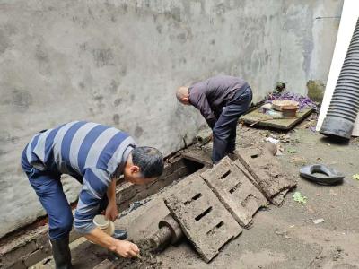 沱江社区：疏通“堵心管道” 架起“连心桥梁”