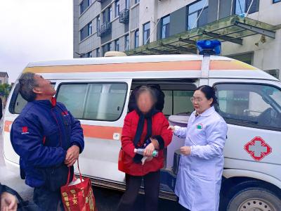 七星台镇卫生院：精准施策护民生 温情救助暖人心