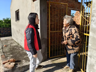 罗家河村：走访独居老人 温情暖人心