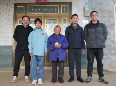 小将张永超全运夺银，董市镇乡亲组团送上祝贺