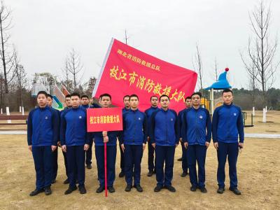 枝江消防积极参加枝江市第十五届迎新春健身长跑活动