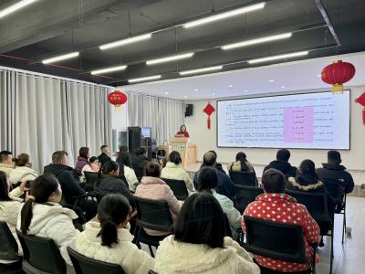 仙女镇：家校社携手 公益讲座助力家庭教育
