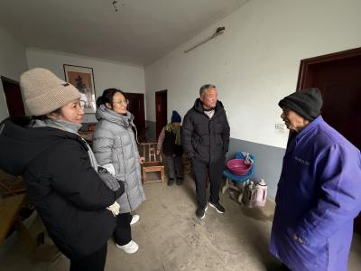 问安镇：精准走访暖民心，筑牢雨雪安全线