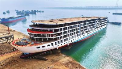 “长江行·极光”在枝江顺利吉水