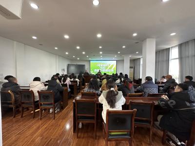 问安镇召开村（社区）后备干部座谈会