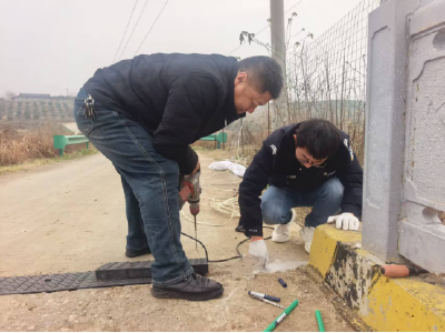 邹家冲村：修缮便民斜坡暖人心