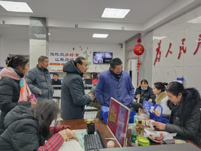 顾家店镇开展“关爱眼健康”义诊活动