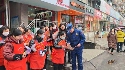 枝江：消防宣传“走街串巷” 筑牢冬季防火“安全网”