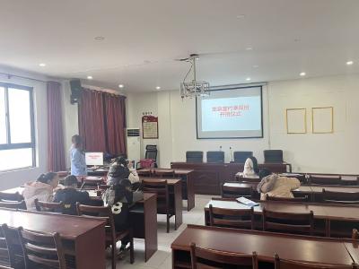 问安镇龙泉堂村：爱心托管班开班 破解“看娃难”护成长