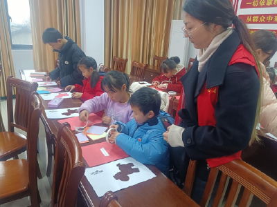 安福寺镇紫荆岭社区：寓教于乐促成长 志愿服务暖童心