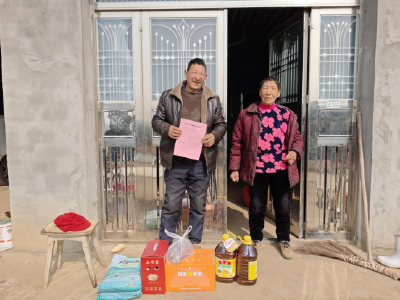 情暖新春送关怀 走访慰问暖民心