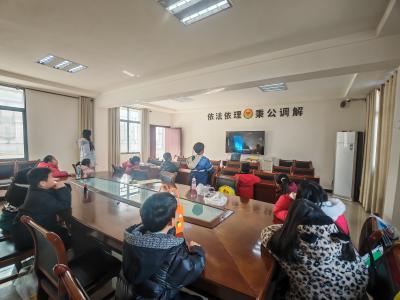 爱心托管班暖心开班 护航儿童快乐过寒假