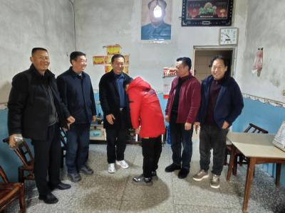 顾家店镇同济垸村：情牵家乡学子 爱暖邻里乡亲