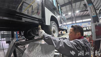 【荆楚网】枝江高尔夫球车成海外“名片”