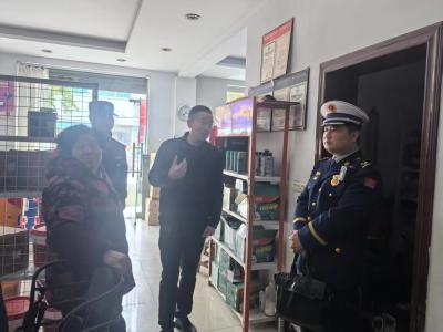 枝江消防深入七星台镇指导检查“九小场所”消防安全