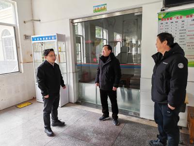 问安镇开展校园安全专项检查