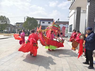 传统花船进社区，共庆元宵喜乐多