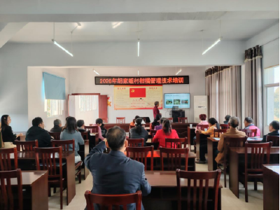 抢抓春管关键期 防控课堂进乡村