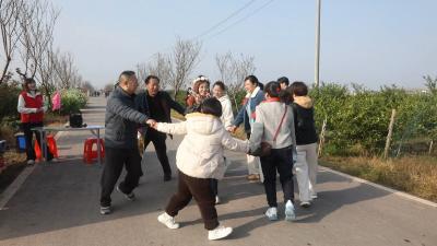 当梨花遇见运动：百里洲镇如何让“颜值”变“产值”