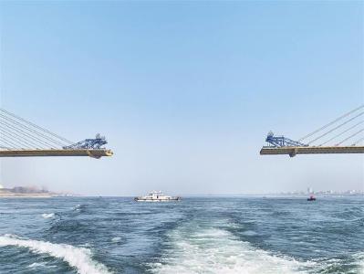 “空地水”监管 护航大桥建设