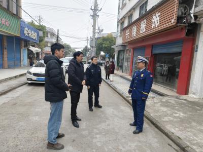 枝江消防指导推进“九小场所”消防安全治理工作