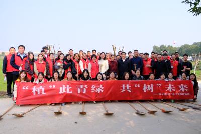 “植”此青绿 共“树”未来 仙女镇义务植树为春日添新绿