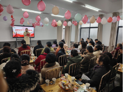 安福寺镇胡家畈村：欢声笑语庆节日 榜样引领促振兴