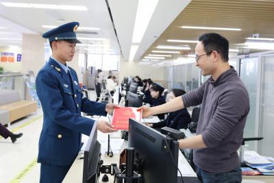 深化“退役军人服务一件事”改革 暖心护航返乡退役军人