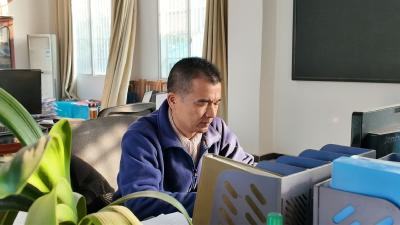 龚顺发：扎根乡村守初心 实干笃行显担当