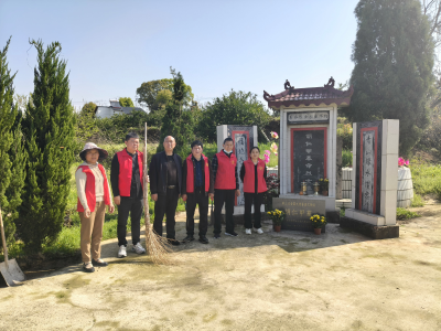 顾家店镇高殿寺村：春风寄哀思，鲜花祭英魂