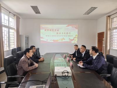 “棚”暖人心助振兴 爱心捐赠促增收