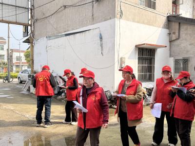 董市镇福星村开展湾落环境卫生评比活动