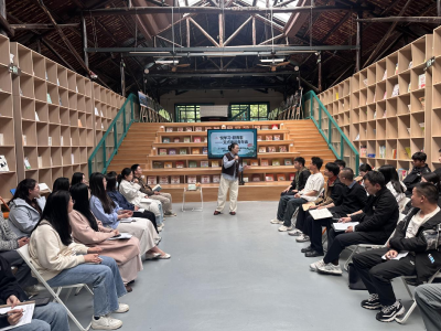 百里洲镇召开支点建设青年谈暨青年统战座谈会