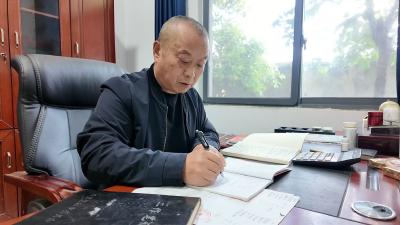 朱守华：扎根沃土兴农机 初心笃行惠“三农”