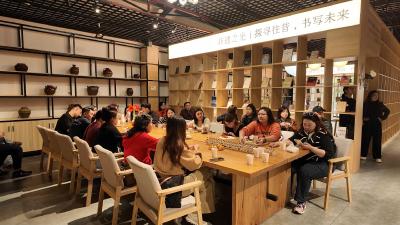 以花为媒促“同心” 印尼文旅考察团走进枝江