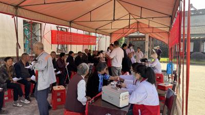 顾家店镇：健康服务零距离 老人身心有“医”靠