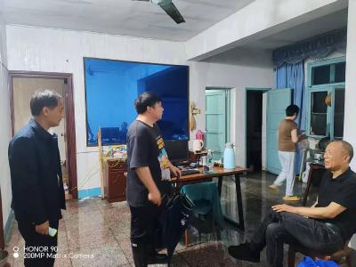 江口社区：贴心调解解民忧 修缮楼顶化纠纷