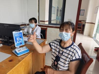 “刷脸”支付进乡村 医保结算零等待