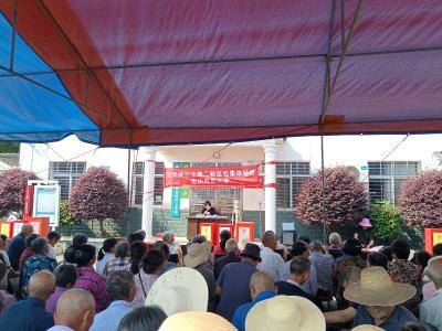 熊家棚村召开土地二轮延包集体经济组织成员大会