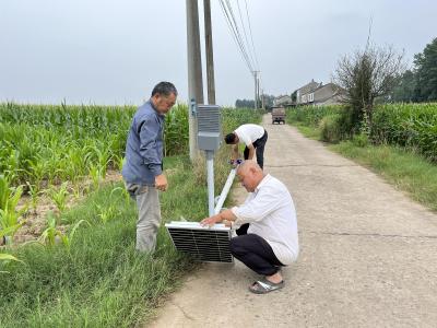 心系群众出行难 路灯点亮乡村振兴路