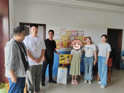 暖心护童守成长 温情关爱暖人心