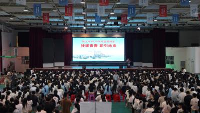 枝江职教中心举办2026届毕业生校园招聘会