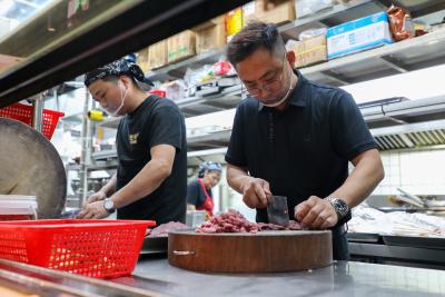 从家常菜到夜宵烧烤 品味枝江市井纯正烟火气