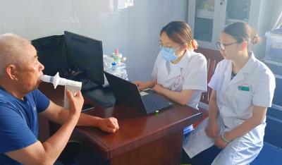 家门口查肺功能！暖心筛查守护老年人“顺畅呼吸”