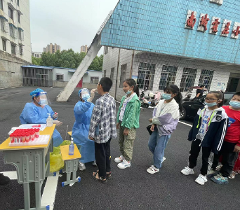 枣阳市南城卫生院：做好核酸检测 确保秋季有序开学