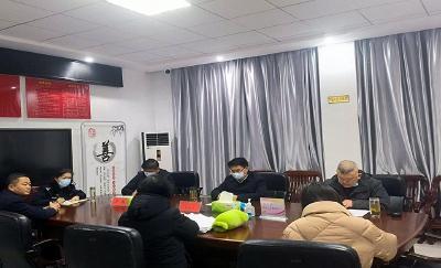 襄阳市委常委、枣阳市委书记孟艳清到枣阳市群众信访接待服务中心接待来访群众