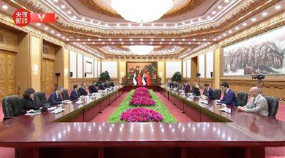 独家视频 | 习近平会见塞尔维亚总理：双方共同利益广泛 合作动力强劲
