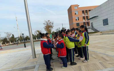 枣阳：文明礼仪有榜样 争做新时代好少年