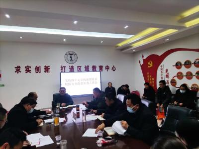 多措并举抓安全  呵护师生保平安